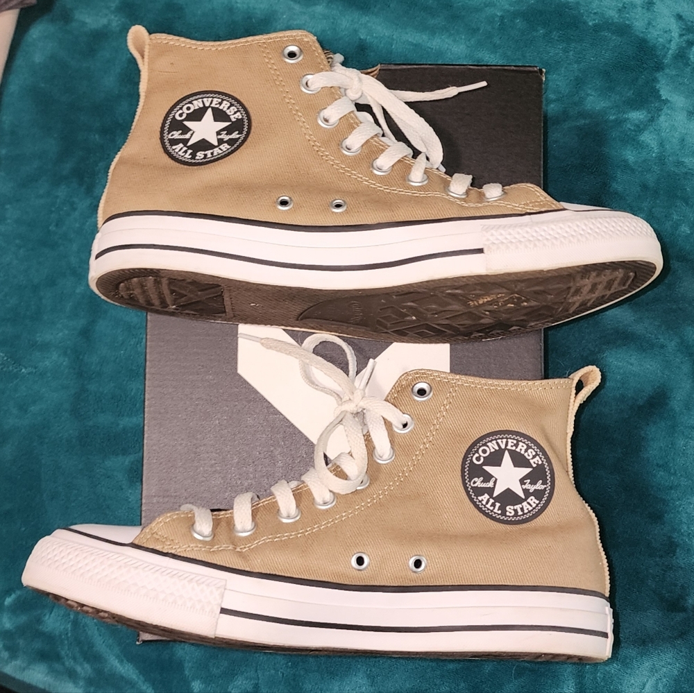 Converse Chuck Taylor high top
